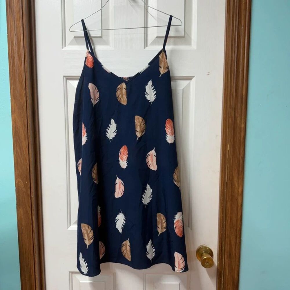 Navy Feather Print Spaghetti Strap Dress SHEIN xxl has marks under the armpits